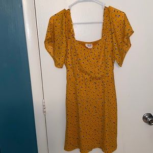 Yellow midi dress NWT
